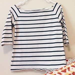 Gap striped scooped 3 quarter sleeve